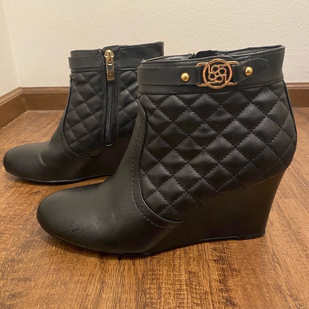 Liz Claiborne black wedge booties